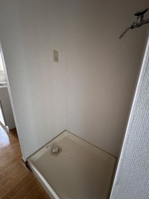 【設備】 | ハイツシンフォニー | 洗濯機置場