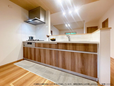 【キッチン】 | 【7号棟　キッチン　家具設置イメージ】
※画像に含まれる家具家電はCGで作成したイメージです。実際の物件には付帯しません。
60 / 1