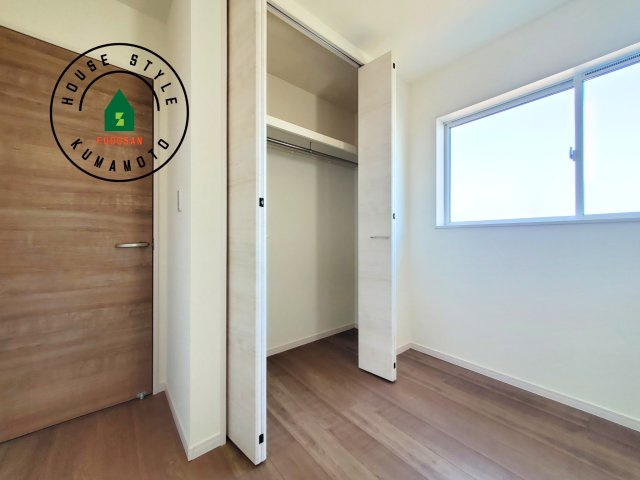 熊本市東区御領3丁目第6-3棟（3号棟）の内観：施工例|採光良好な洋室は全居室、複層ガラスの遮熱効果と断熱効果で、一年中快適に過ごせます。