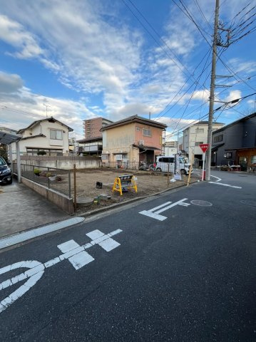 柳瀬川（柏町2丁目）の前面道路含む現地写真