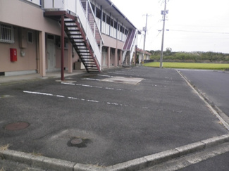 【駐車場】