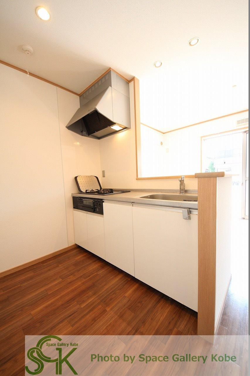 サンガーデン朝霧のキッチン|※お部屋により仕様が異なる場合があります※