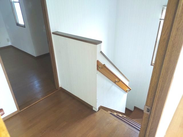宝塚市中筋1丁目一戸建のその他|2階ホール