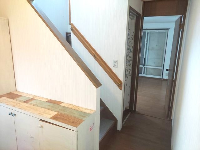 宝塚市中筋1丁目一戸建のその他|1階ホール