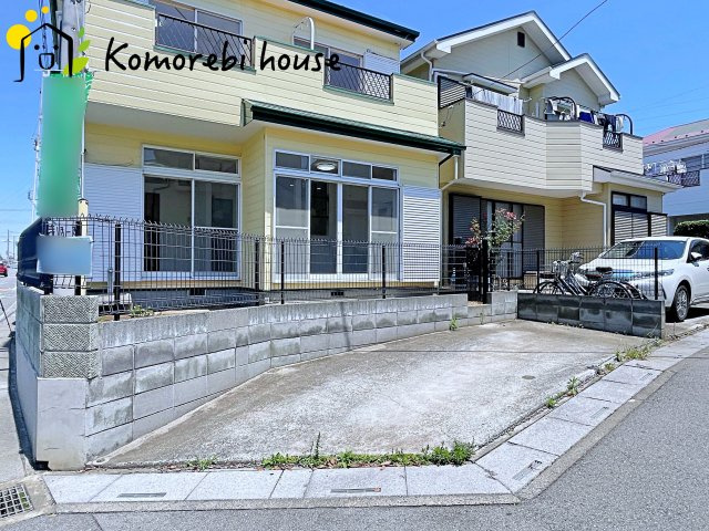 上尾市弁財1丁目　中古一戸建ての駐車場|6/5　撮影済み