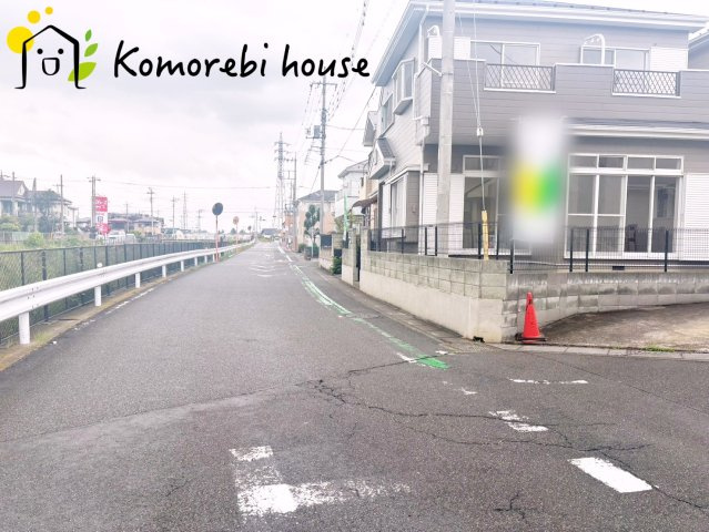 上尾市弁財1丁目　中古一戸建ての前面道路含む現地写真|6/15撮影