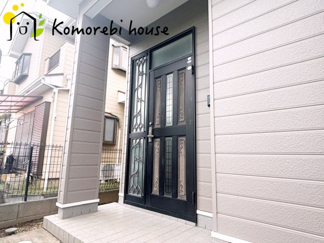 上尾市弁財1丁目　中古一戸建ての玄関|6/15撮影