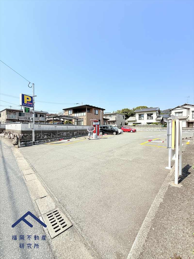 グランピアマンション青葉の駐車場