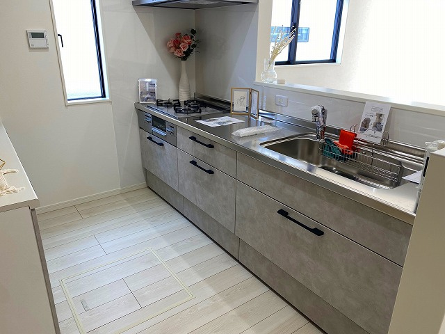 山形市みはらしの丘２丁目　中古住宅のキッチン