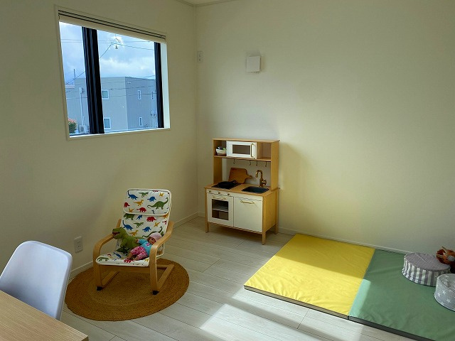 山形市みはらしの丘２丁目　中古住宅の洋室