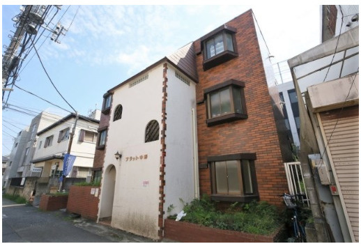 フラット中野の外観