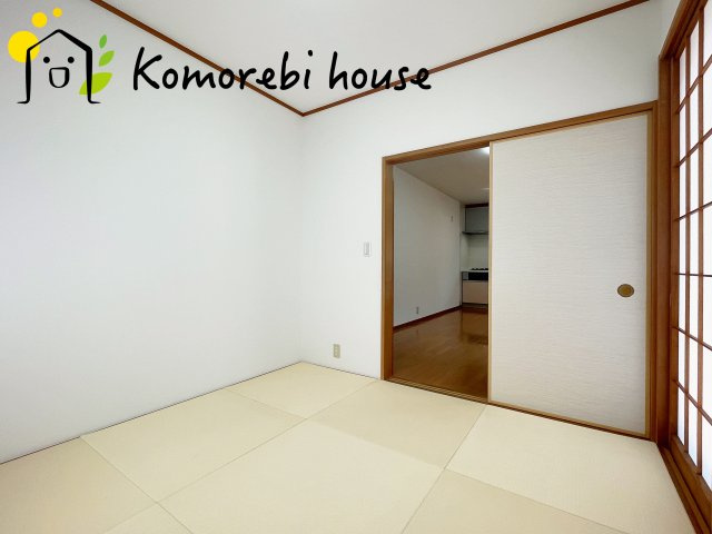さいたま市北区日進町　中古一戸建て　の和室|明るい和室です