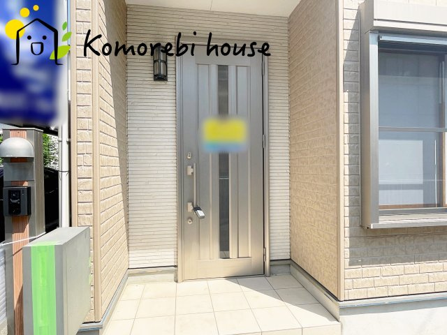 さいたま市北区日進町　中古一戸建て　の玄関|落ち着いた玄関です