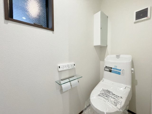 練馬区豊玉南1丁目 全2棟 B号棟のキッチン|衛生的にお料理ができるタッチレス水栓
水栓に触れなくてもセンサーに手をかざすだけで吐水／止水ができます(B号棟)