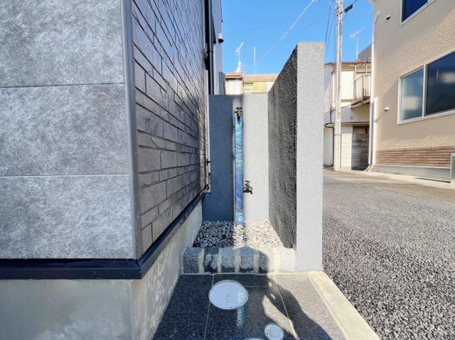 練馬区豊玉南1丁目 全2棟 B号棟の外観|建物ご見学可能です♪
LDK21帖超！ゆったり4LDK＋カースペース　建物面積135.45㎡！！
大型ハイクラス邸宅が誕生いたします！
【グランイーズ豊玉南　全2棟】