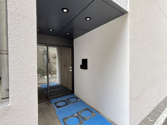 【エントランス】