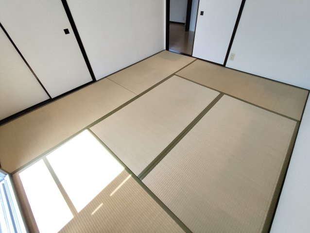 グローバルハウスの和室