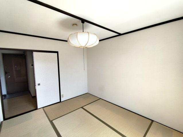 グローバルハウスの和室