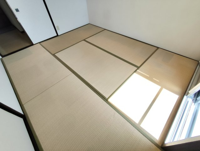 グローバルハウスの和室