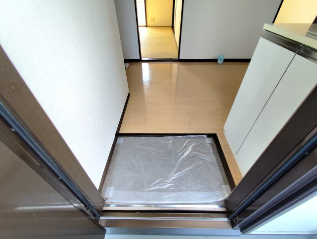 グローバルハウスの玄関