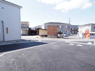 【駐車場】