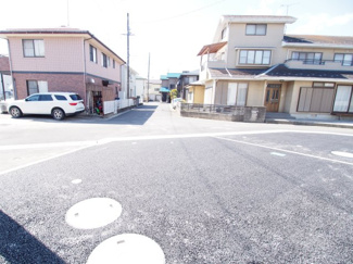 【前面道路含む現地写真】