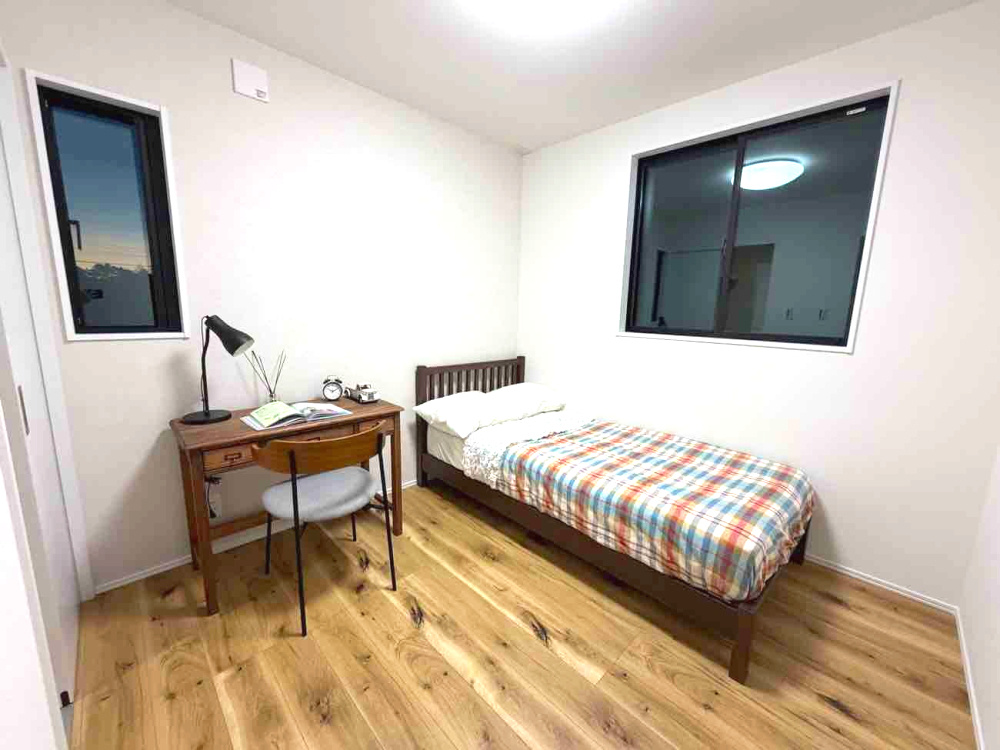 かすみケ丘東の洋室