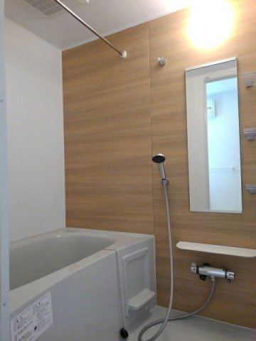 ロータス南島田Ａの浴室|お風呂で日々の疲れを落としましょう