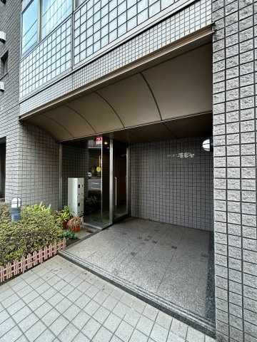 【エントランス】