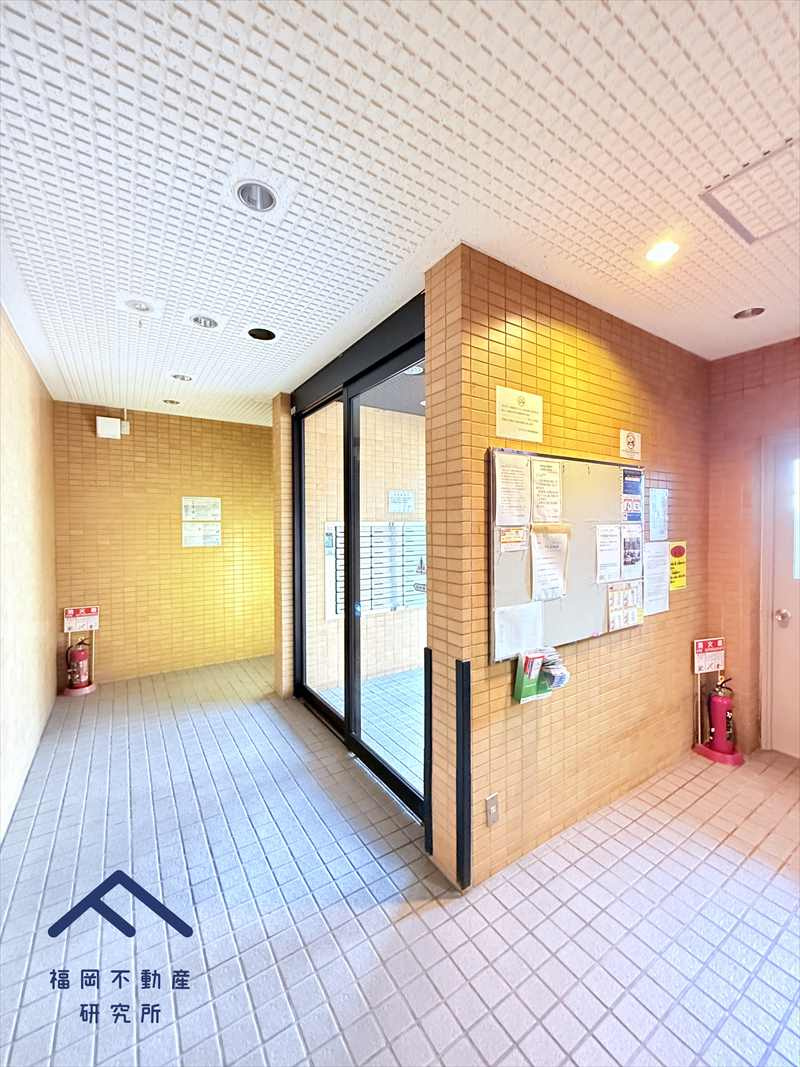 ダイアパレス博多南のエントランス