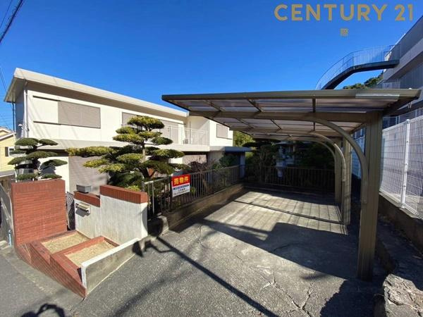 和歌山市毛見中古戸建のその他|カーポート付き駐車場