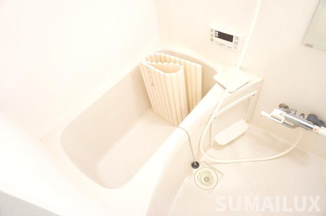 菊池郡菊陽町光の森７丁目のアパートの浴室