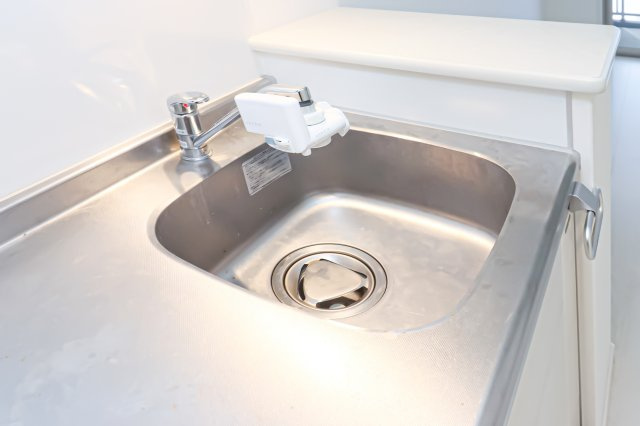 アルファシオ　ミラーニ　13階のキッチン|別号室のものです。現状優先になります。