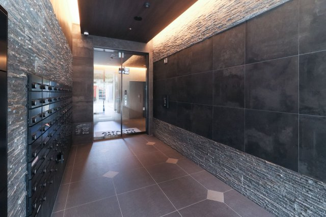 アルファシオ　ミラーニ　13階のロビー