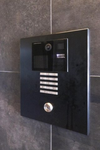 アルファシオ　ミラーニ　13階のセキュリティ