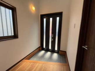 【玄関】 | 高槻市塚原3丁目　中古戸建