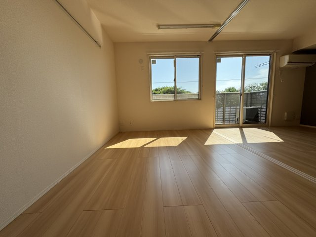 エミネンスコートの洋室|南側洋室