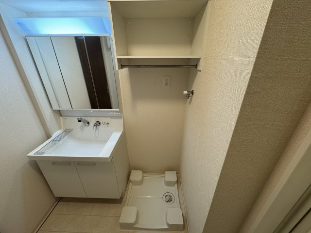 エミネンスコートの内装|室内洗濯機置場