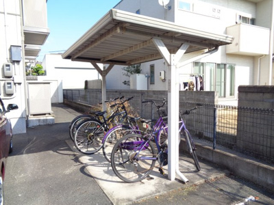 【その他共用部分】 | サンシャイン引野 | 屋根付き駐輪場