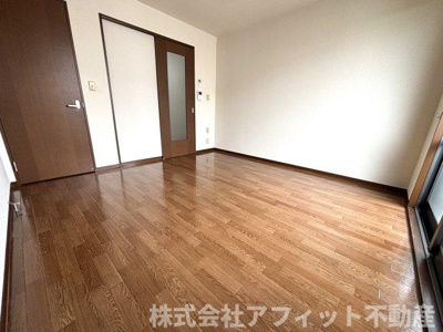 【寝室】 | サンシャイン引野 | 洋室7.4帖