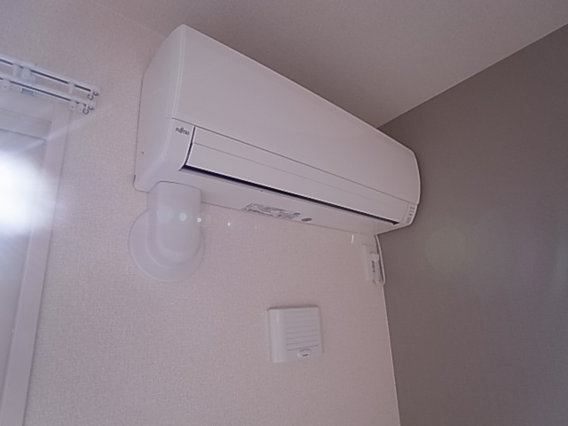 神戸市長田区大塚町９丁目のアパートの設備|エアコン