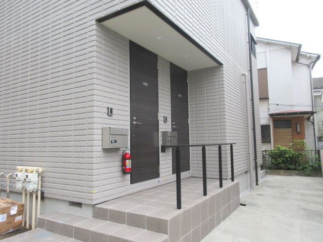 NICOのエントランス|清掃の行き届いたエントランス