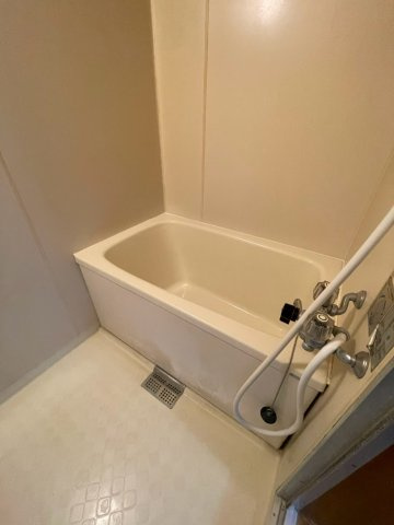 メゾンみどりの浴室