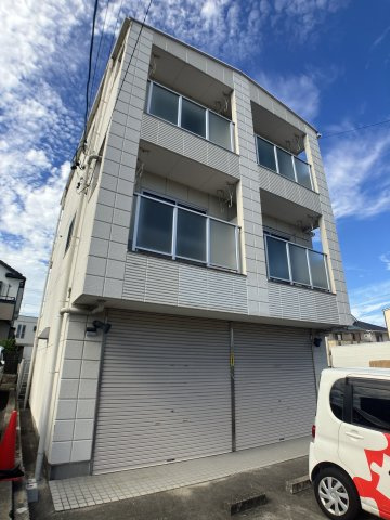 アズール・Kの外観