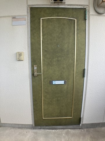 アズール・Kの玄関