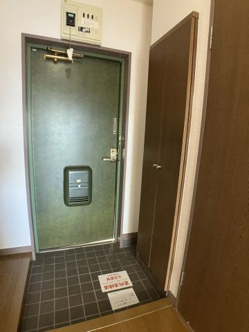 アズール・Kの玄関