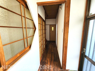 【内装】 | 尼崎市水堂町４丁目中古戸建 | １階廊下部分です♪