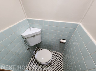 【トイレ】 | 尼崎市水堂町４丁目中古戸建 | シンプルトイレです♪