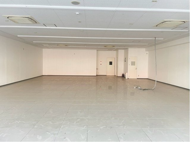  長住ビルの内装