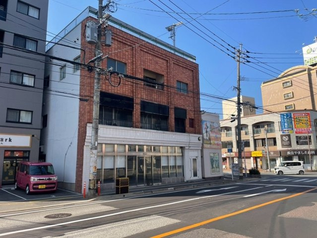  長住ビルの外観